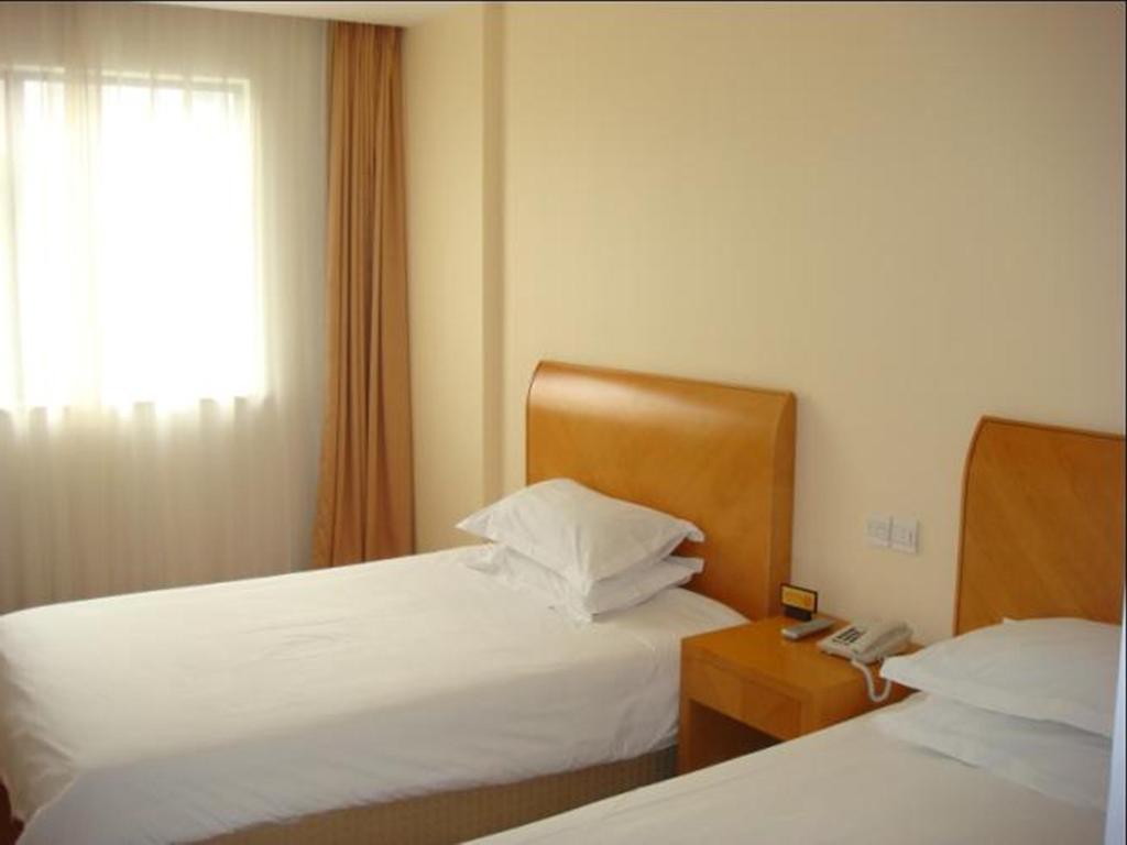 7Days Inn Shanghai Caobao Road Metro Station 외부 사진