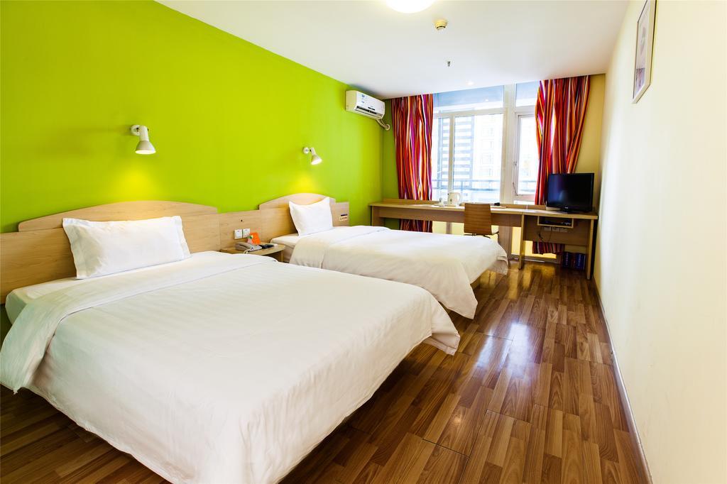 7Days Inn Shanghai Caobao Road Metro Station 객실 사진